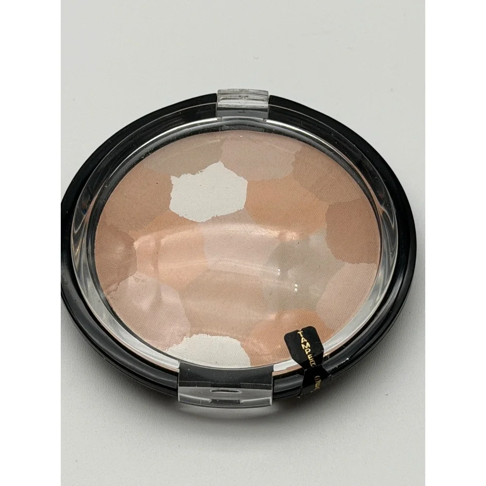 Signature Club A Wear With Everything Natural Finishing Powder 0.28oz NWOB